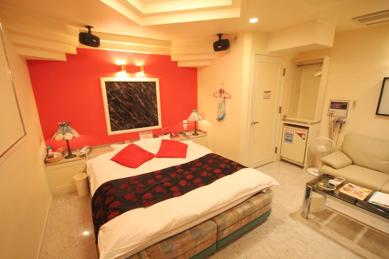 Hotel Dressy (Adults Only) Himeji Buitenkant foto